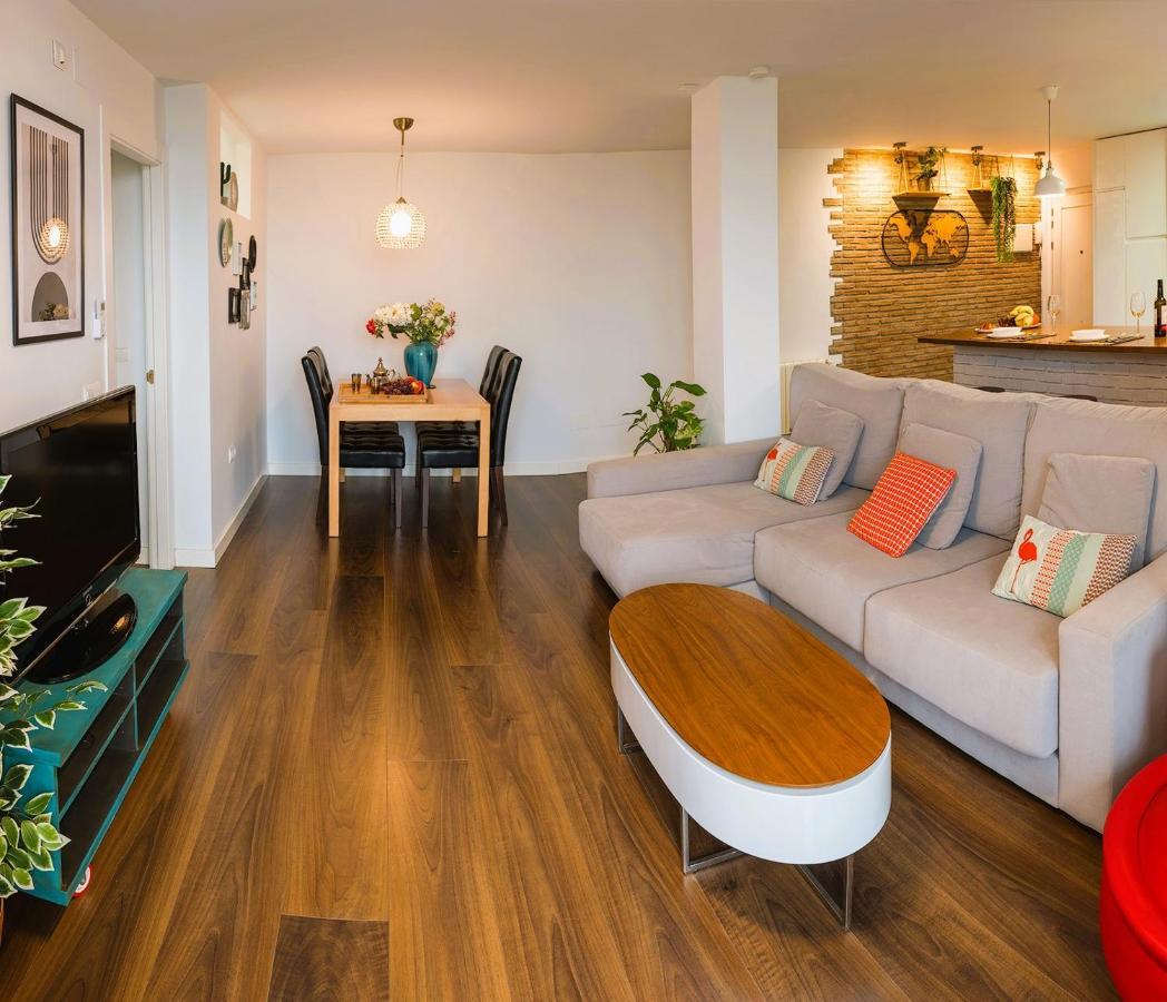 Апартаменты Santa Paula Loft Малага Экстерьер фото